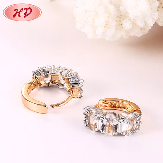 Women Wedding Accessories, White Shell Pearl Earrings Jewelry with cz